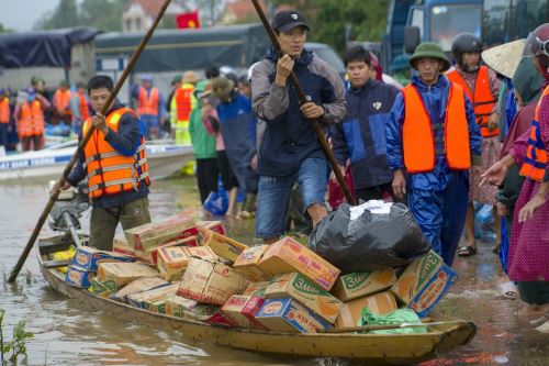XÁC ĐỊNH ĐI CỨU TRỢ, ĐỪNG ĐỂ HỌ CỨU TRỢ LẠI MÌNH