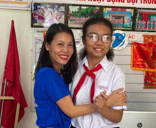 Trao thương yêu đến mã số Huỳnh Anh, Đồng Nai