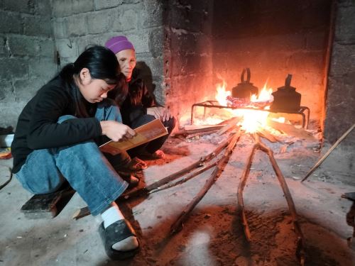 BẮC GIANG- MONG NHẬN ĐƯỢC CHIA SẺ KHÓ KHĂN VỚI BÉ THƠ