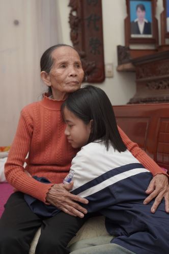 Trao 30 triệu đồng hỗ trợ mã số Vĩnh Phúc